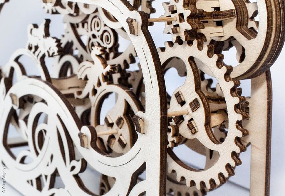 Готовая модель механического таатра UGears
